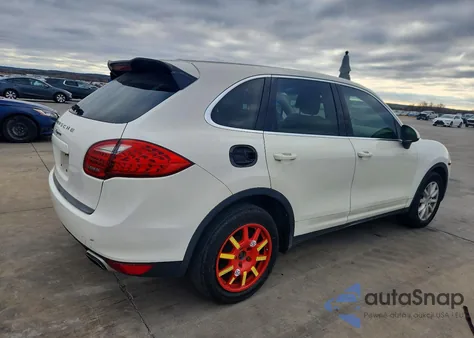 2012 Porsche Cayenne z USA, uszkodzony, nr VIN WP1AA2A23CLA03019